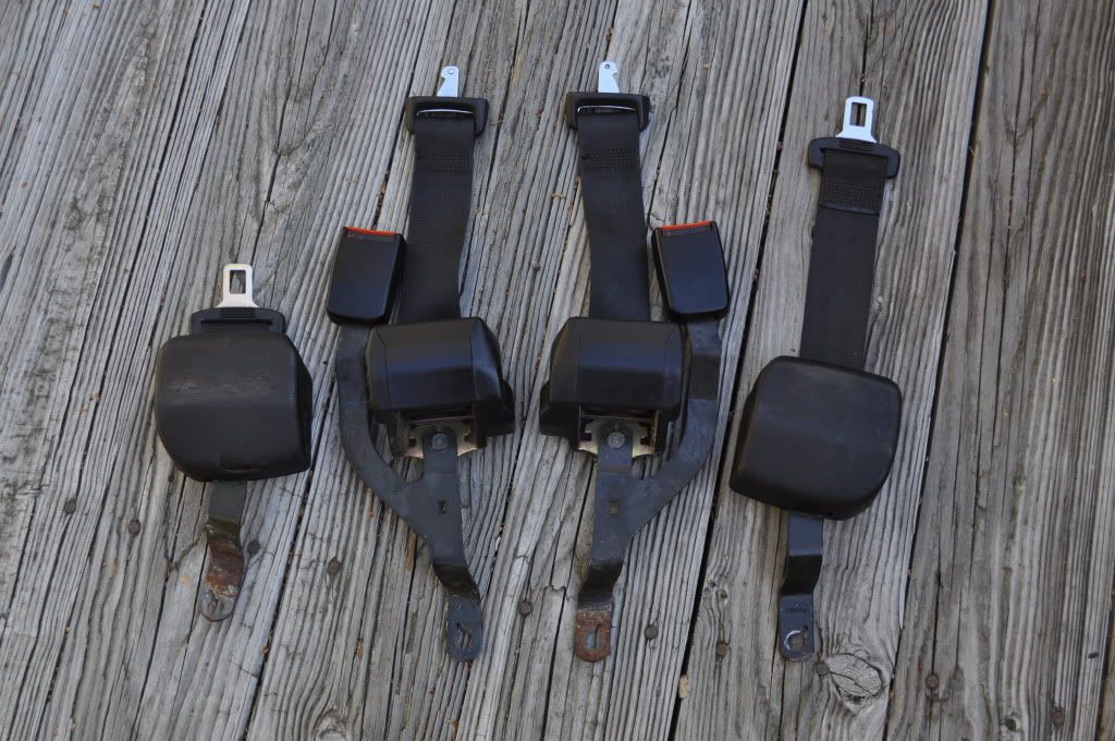 FS Lap belt seat belts w/ female receivers and passive restraint door